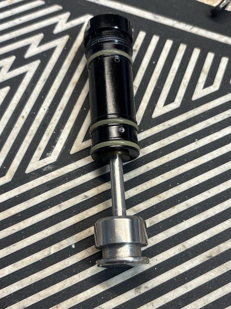 Smart parts impulse hammer/bolt assembly