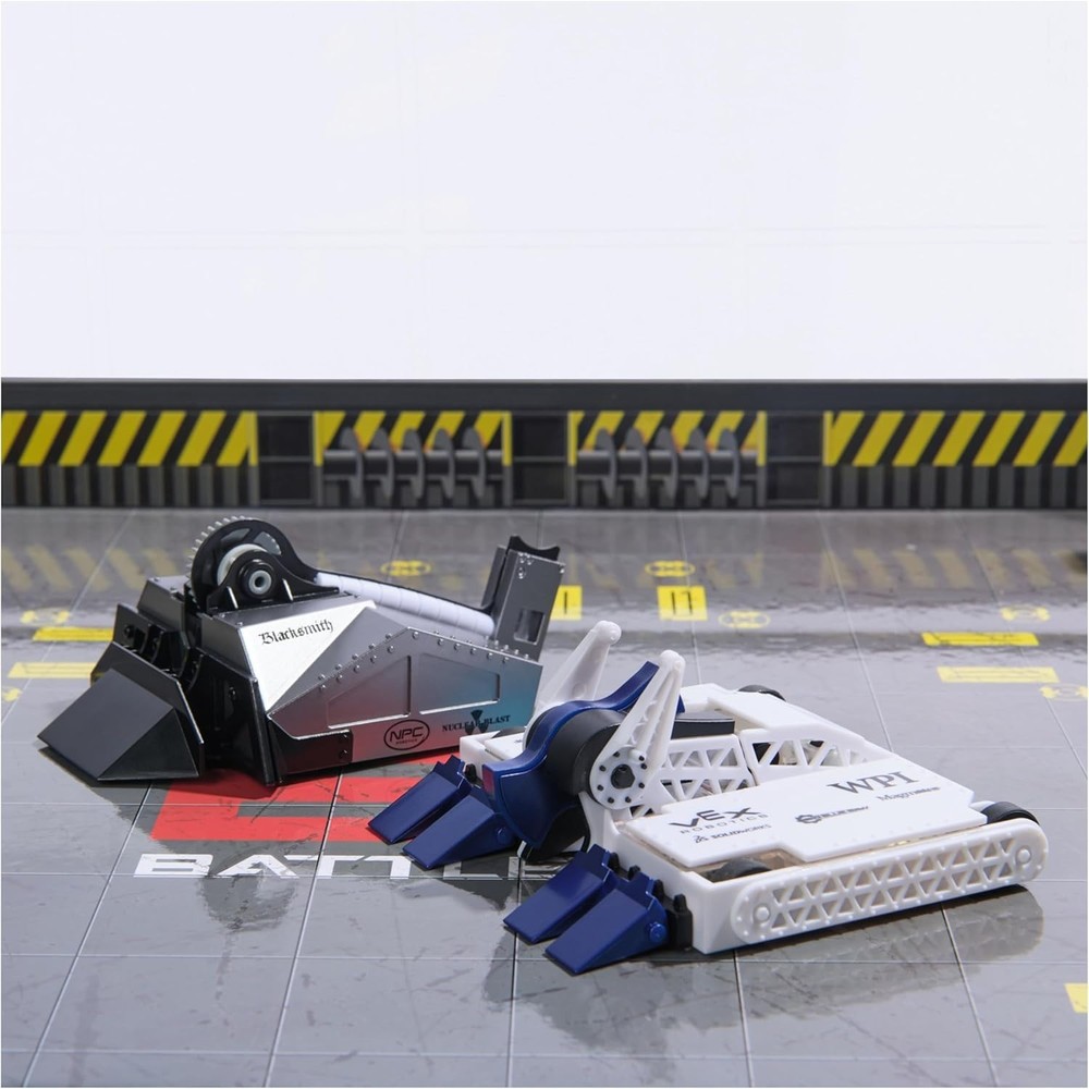HEX BOTS BattleBots Arena Bite Force & Blacksmith, Remote Control Robot Toys, RC