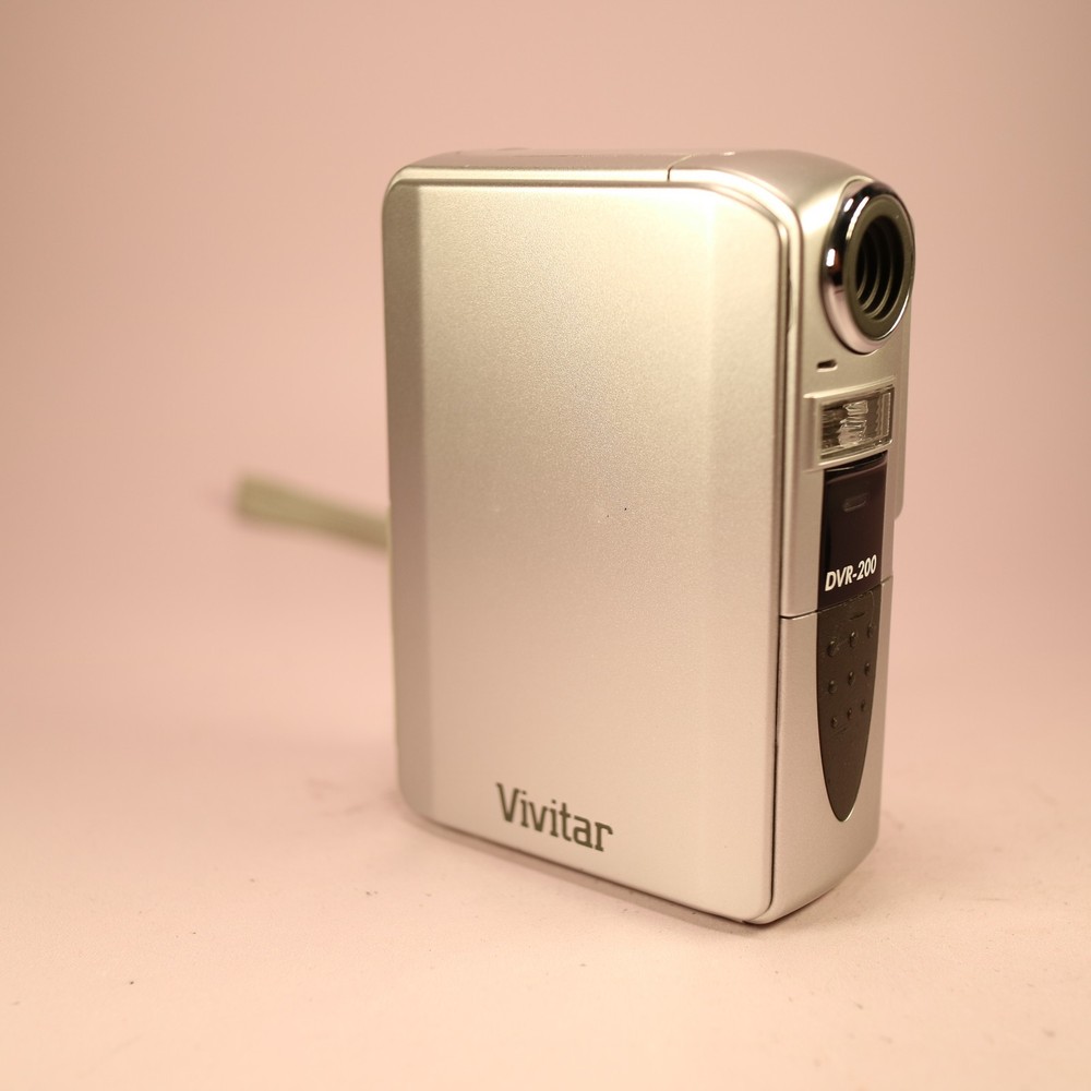 Vivitar DVR-200 2.0MP Compact Digital Video Recorder Silver Tested