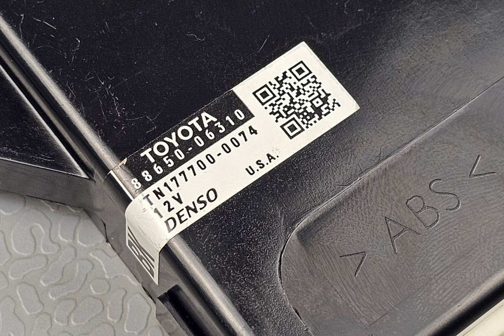 2007-2011 Toyota Camry A/C Temperature Amplifier Control module OEM 88650-06310