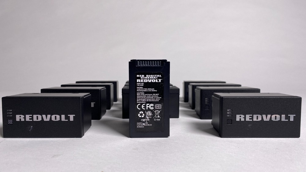 redvolt epic 5k camera hand grip battery