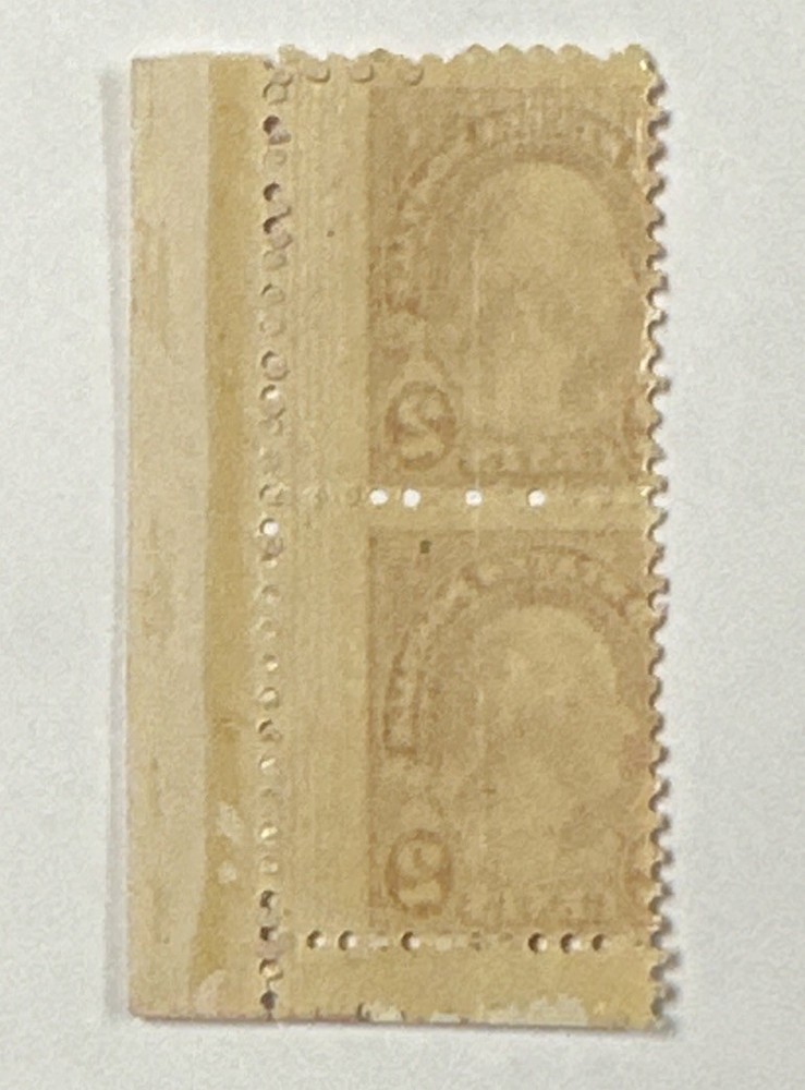 Scott 634 Washington Pair With Nice Miscut MNH EFO