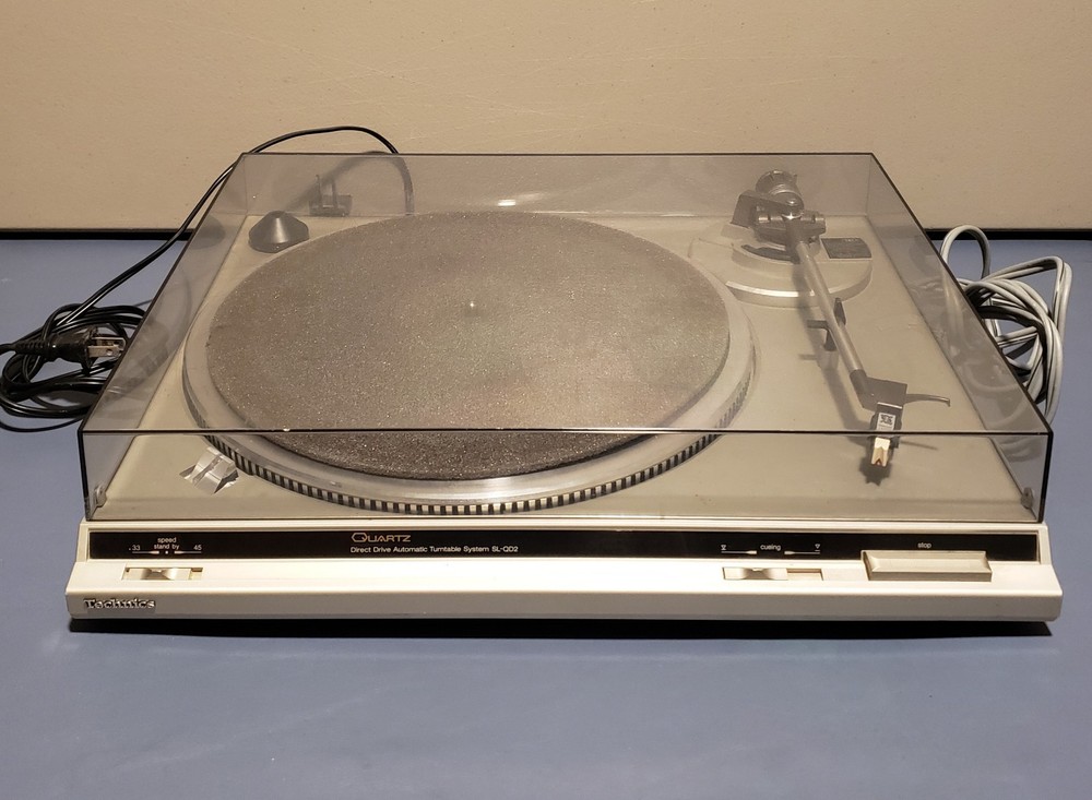 Technics SL-QD2 Direct Drive Automatic Turntable Turns On Excellent Condition
