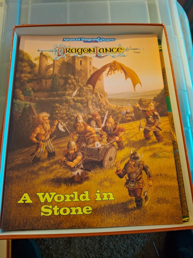 Dwarven Kingdoms of Krynn. Missing 2 maps. Box set