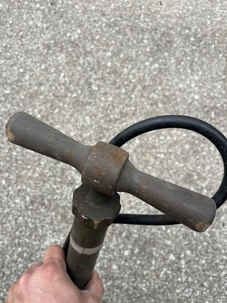 WWII/2 era US Army US and ORD marked tire pump Working