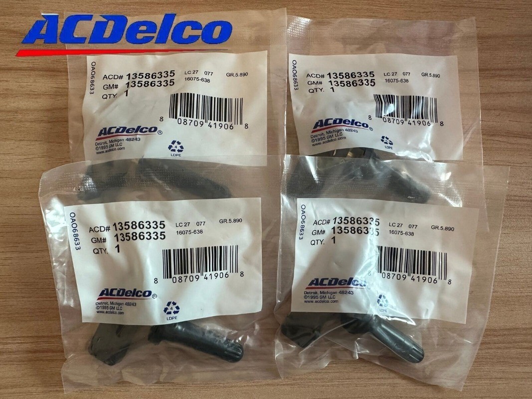 4x Genuine 13586335 TPMS Tire Pressure Monitoring Sensor GM Chevy GMC Buick