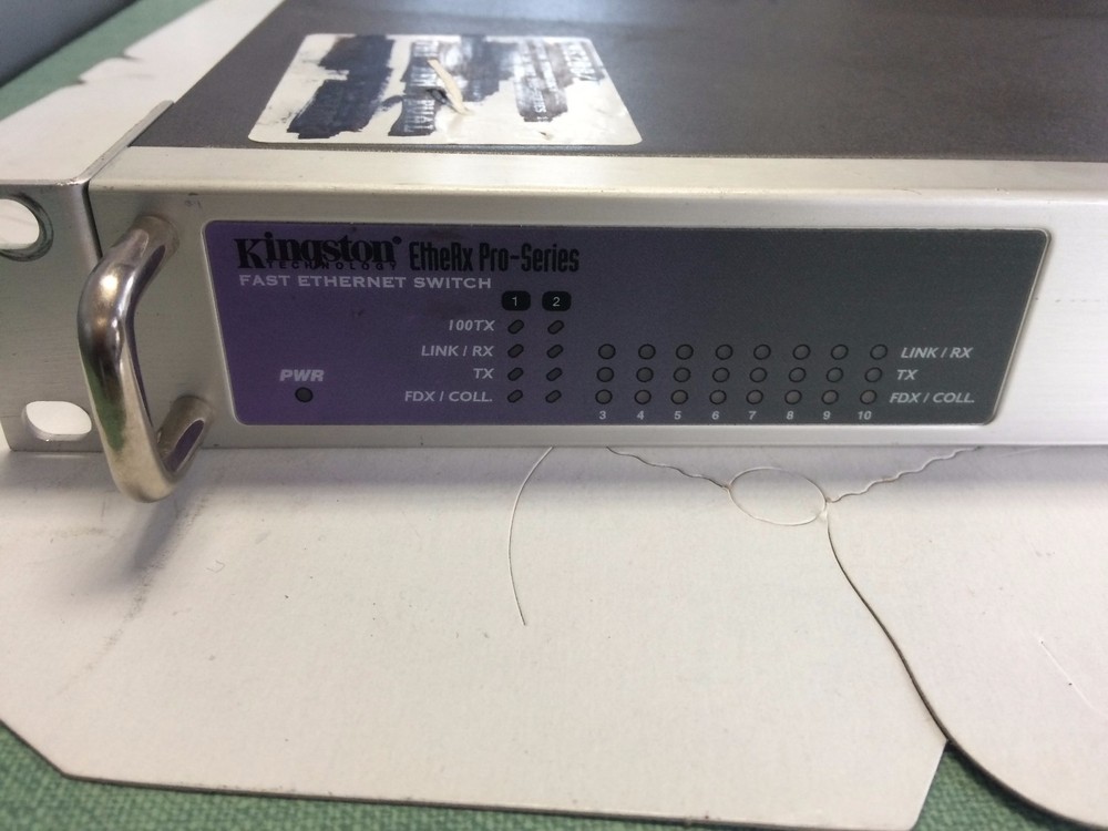 KINGSTON KNS208/R ETHERX SWITCH 10 PORT PRO-SERIES 19 RACK MOUNTABLE,EJ
