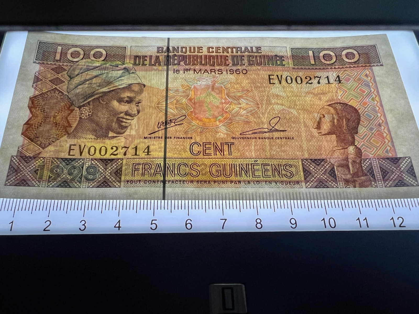 100 Banknote World Paper Money Lot Set Currency Collection Cash Variety Pack