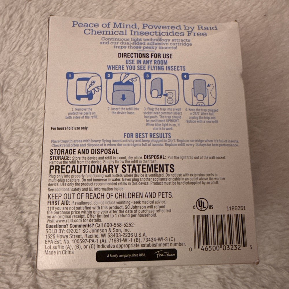 RAID Essentials Flying Insect Light Trap Starter Kit, FAST FREE SHIPPING!