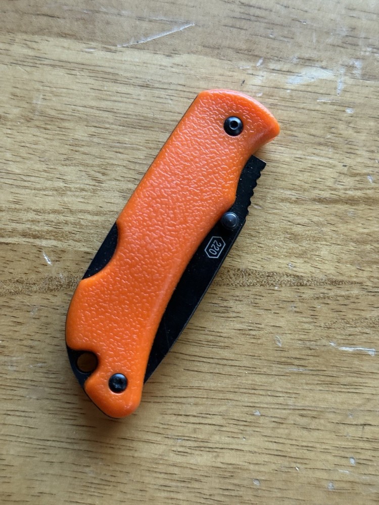 Outdoor Edge 2.2" Razor Mini Orange Replaceable Blade Knife Used