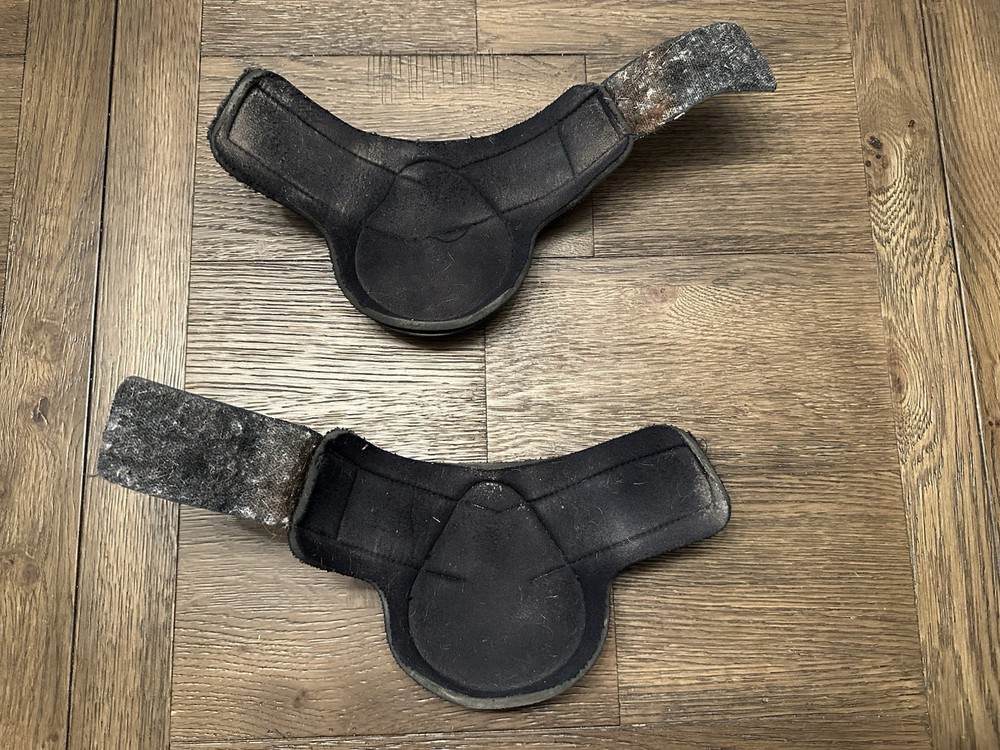 Horse Tack - Eskadron Fetlock Boots