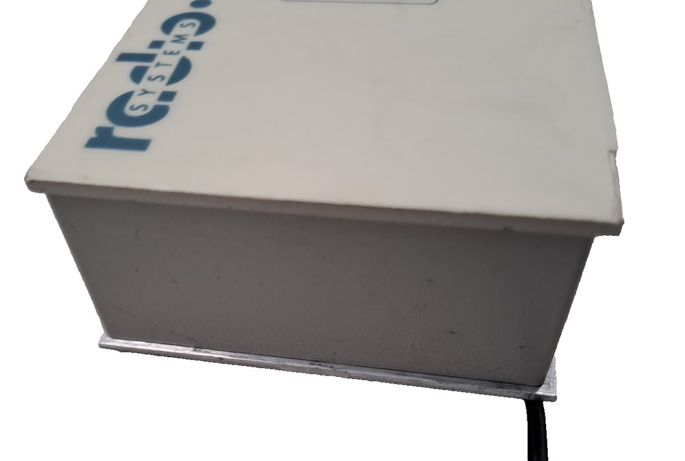 RADIO SYSTEM TIME PRODUCT S/N RS-009289