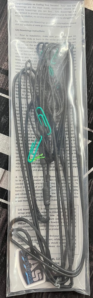 Gas Bowstrings Hoyt Ventum 33 Strings w/Speed Nocks Black