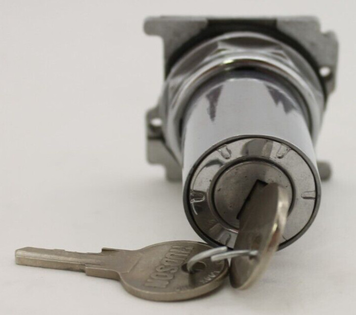 Hudson Key Operated Selector Switch with Two H661 Keys