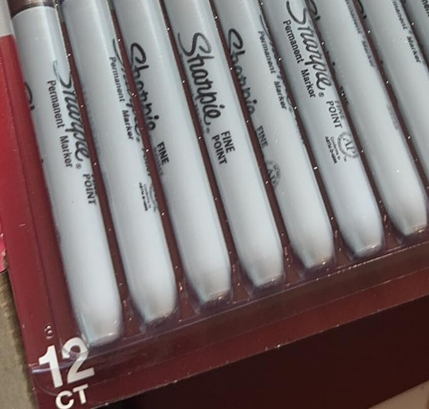 Permanent Markers Set 12 Fine permanent marker Marks on most surfaces Resistant