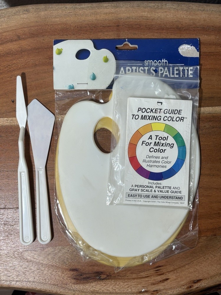 5 PC Artist Set 2 Palettes, 2 Mixing Tools & Pocket Guide