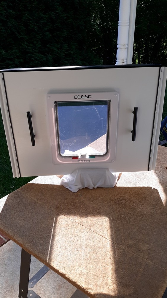 ENERGY SAVER CAT FLAP WINDOW INSERT