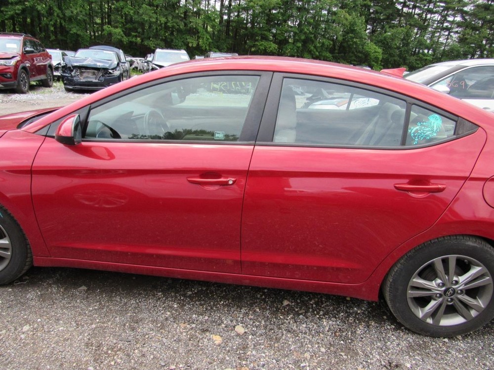 ELANTRA 2017 Glove Box 1056036