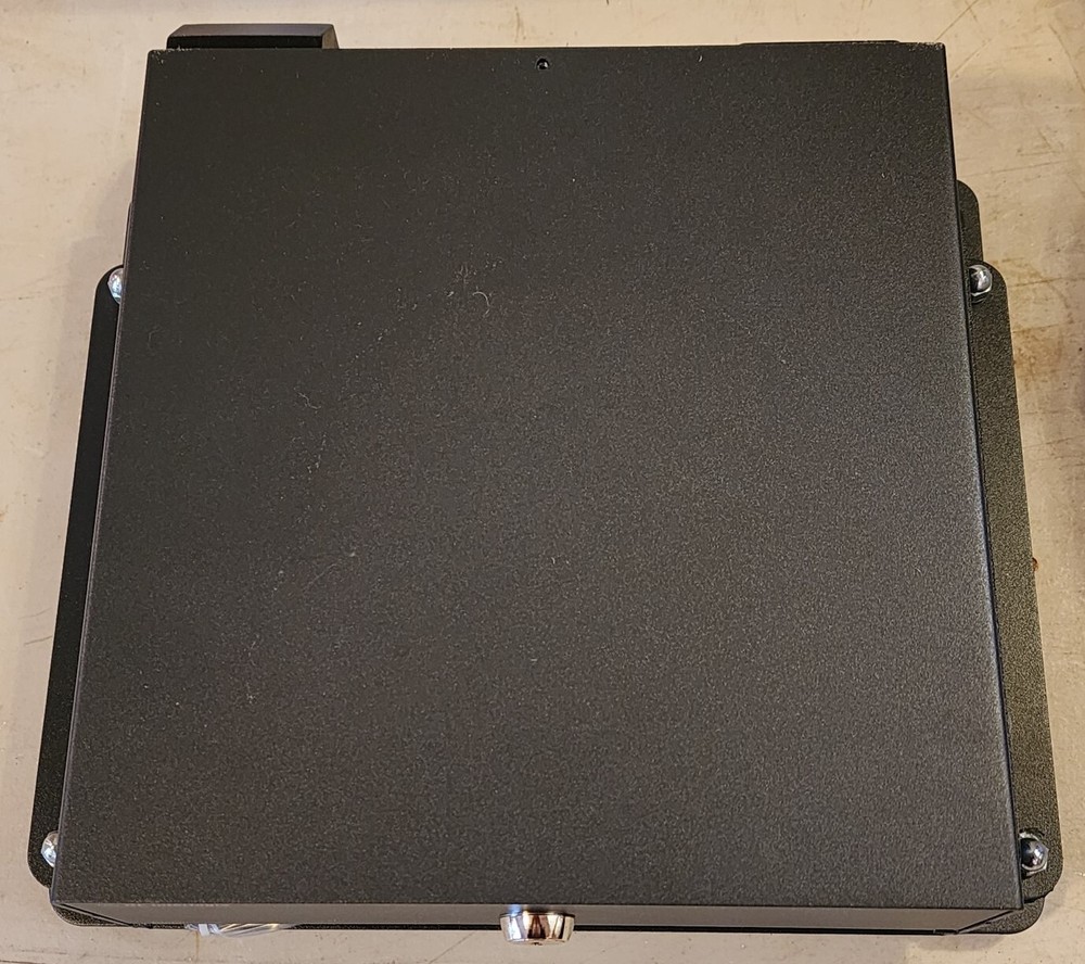 New GE Interlogix MobileView III 3 DVR Box Router Modem Locking Security Box Key