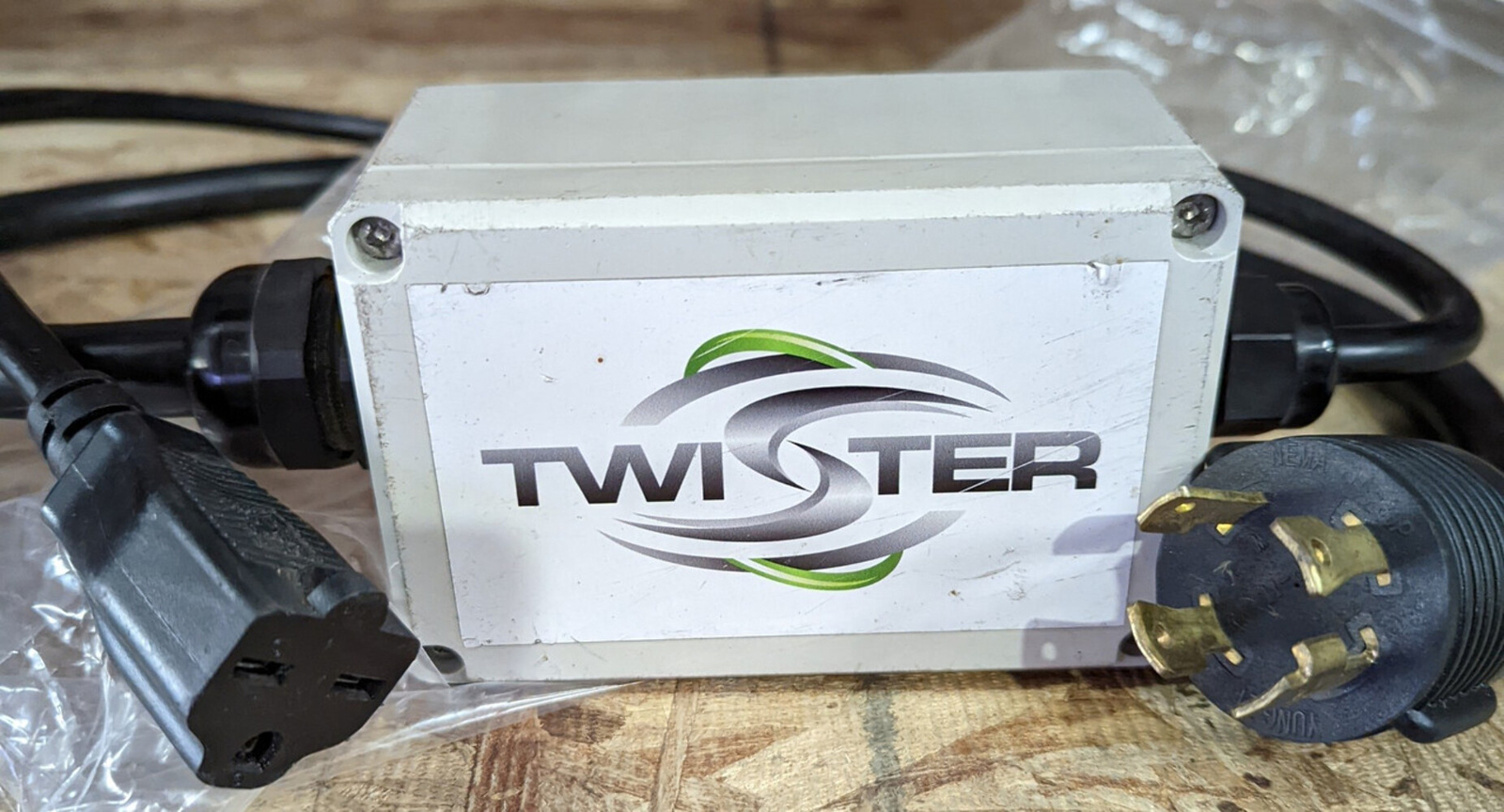 Twister Fused Generator Adapter (last one - Condition as is)