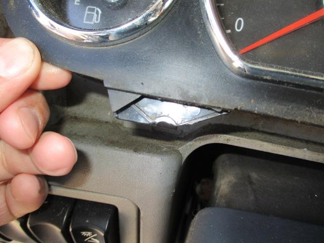 Replaces 2015 PETERBILT 587 GAUGE CLUSTER , FL