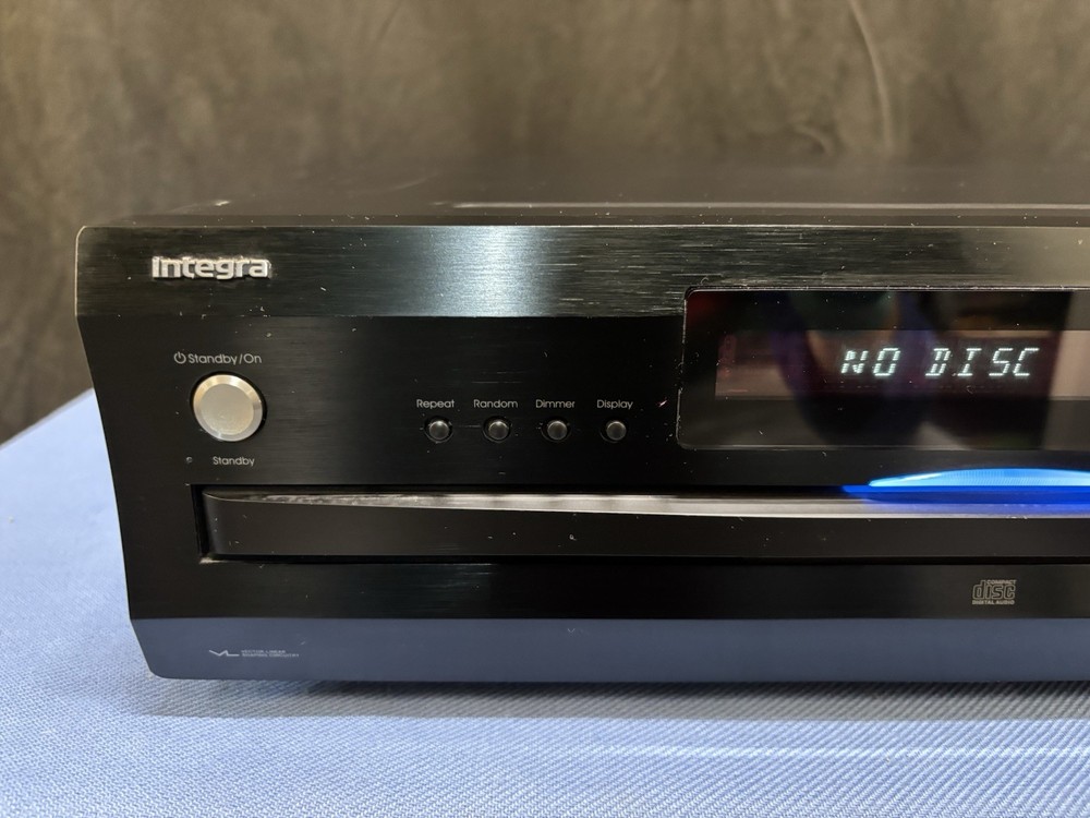 Integra CDC 3.4 6-Disc Carousel CD Player Carousel No Remote, Working