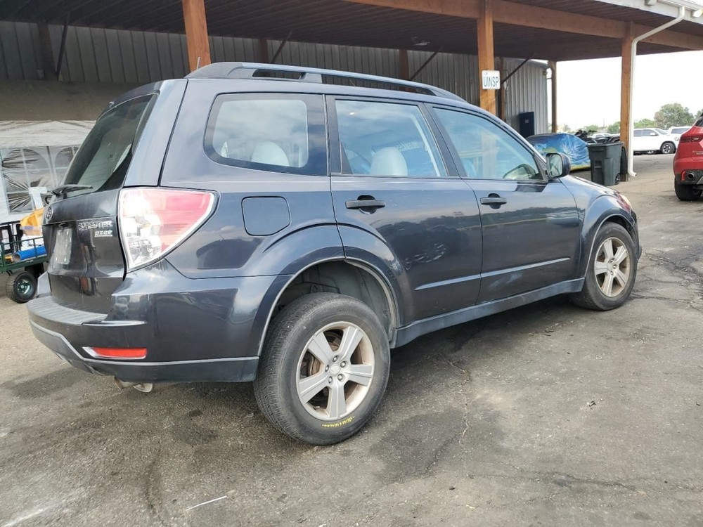 LEFT BLK ROCKER PANEL MOULDING OEM 2012 SUBARU FORESTER