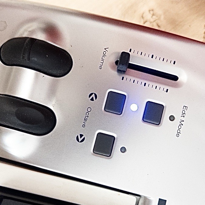 M-Audio NOT TESTED (KeyStudio) 49 - 49 Key USB MIDI Keyboard Controller