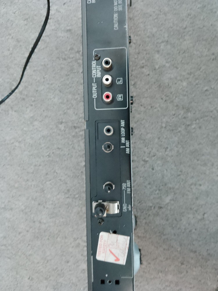 Technics ST-G3 Quartz Synthesizer FM / AM Stereo Tuner - Working