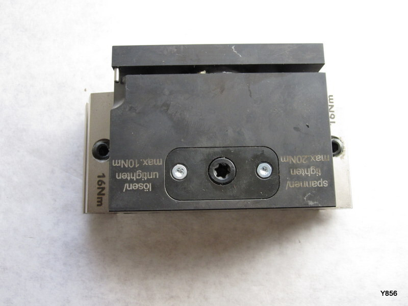 Pull-down Jaw 16Nm for Use With Clamping Rail
