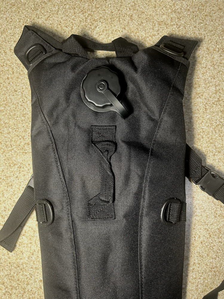 KMS Hydration Pack 2.5L Water Bladder Backpack Tactical Hiking Running Black