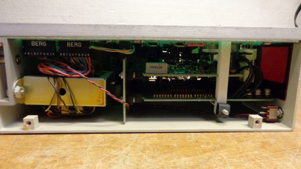 Keithley Model 160 Digital Multimeter (No top/bottom cover)