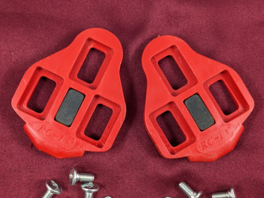Wellgo RC-1 Cleats 6 Degree Float Includes Hardware NEW