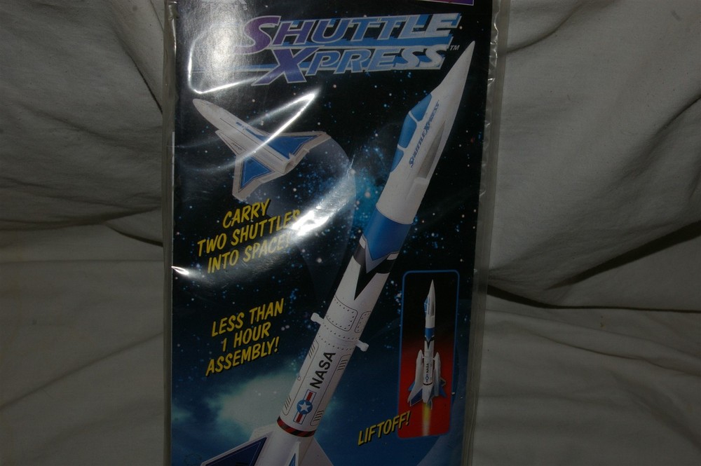 Estes Shuttle Express Flying Model Rocket Kit 2183 NEW