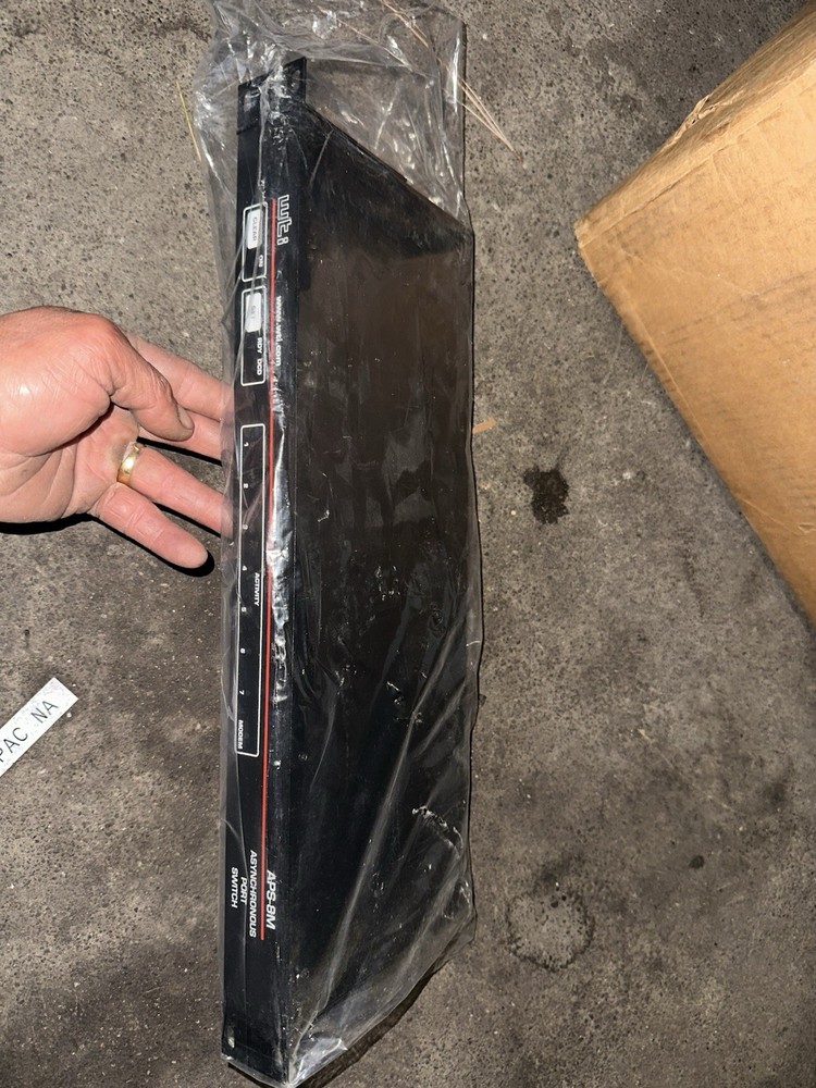 WTI CONSOLE PORT SWITCH APS-8M