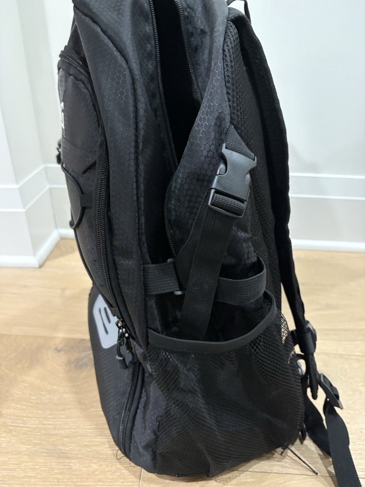 Spalding Black Baseball Softball Backpack Bat Compartment Shoe Mesh Pockets