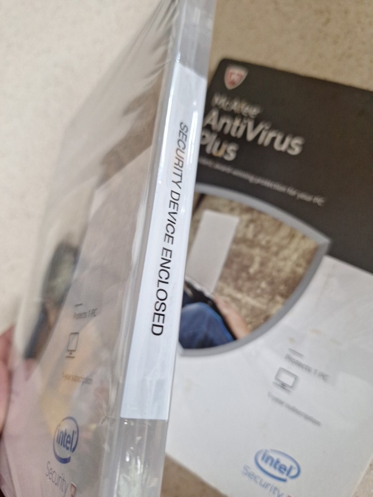 McAfee AntiVirus Plus Standart. 2014