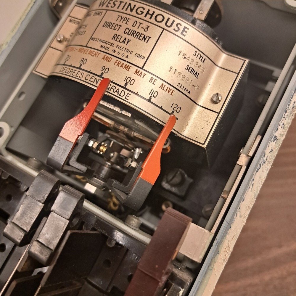 WESTINGHOUSE SENSING CONTROL RELAY TYPE DT-3 120V Style 1552348