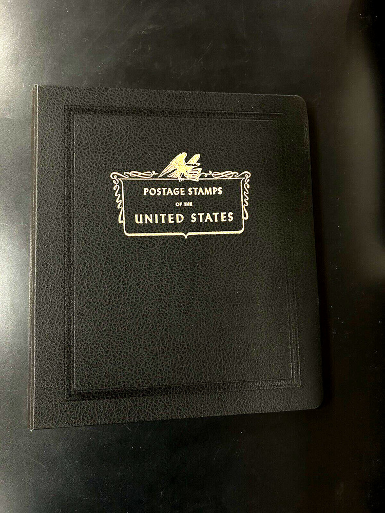 White Ace United States Imprint Binder - Gently Used w/ Page Lifters