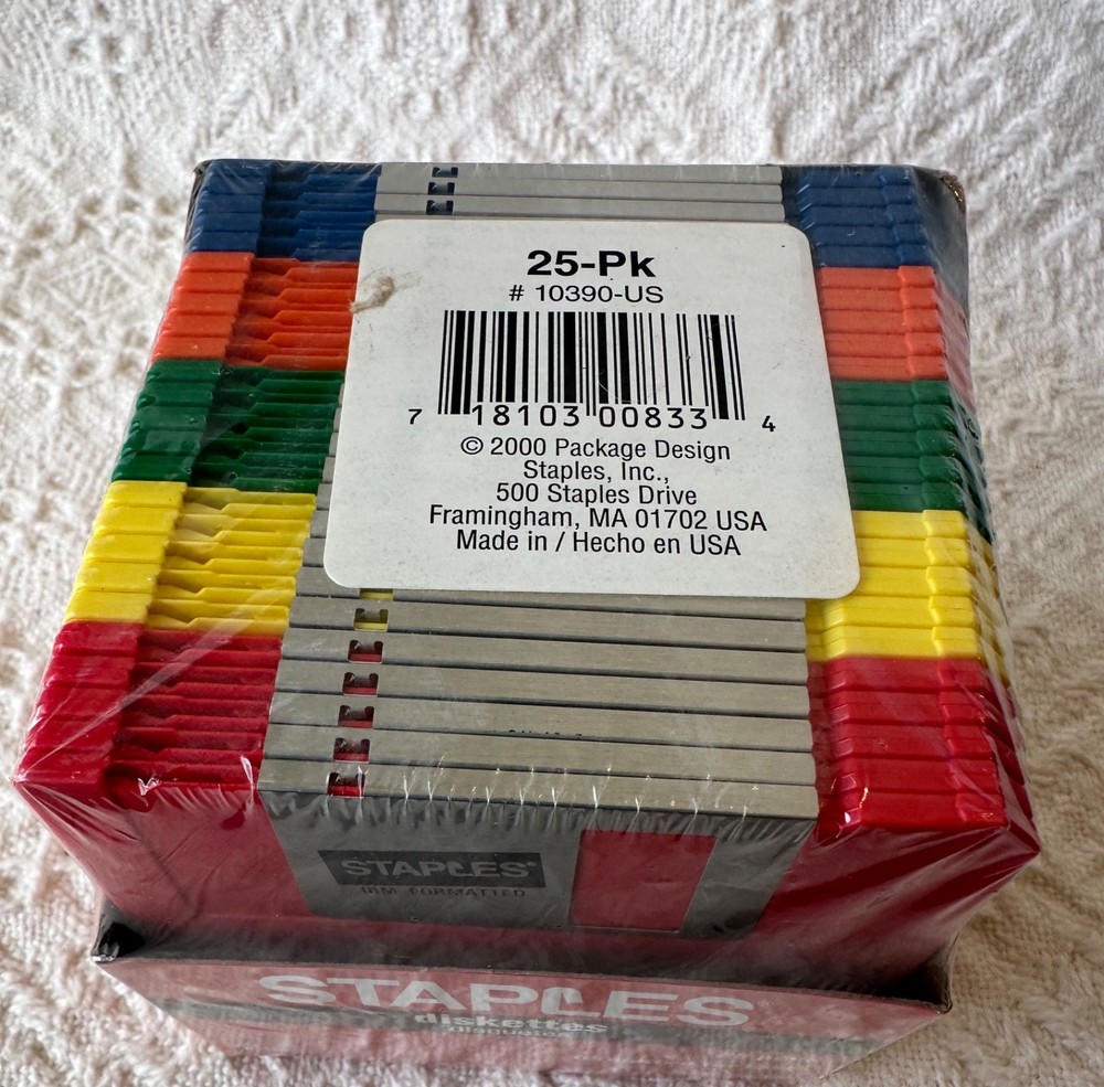 25 Pack Staples 2HD 3.5" Computer Diskettes PC Format Cool Disks NEW SEALED