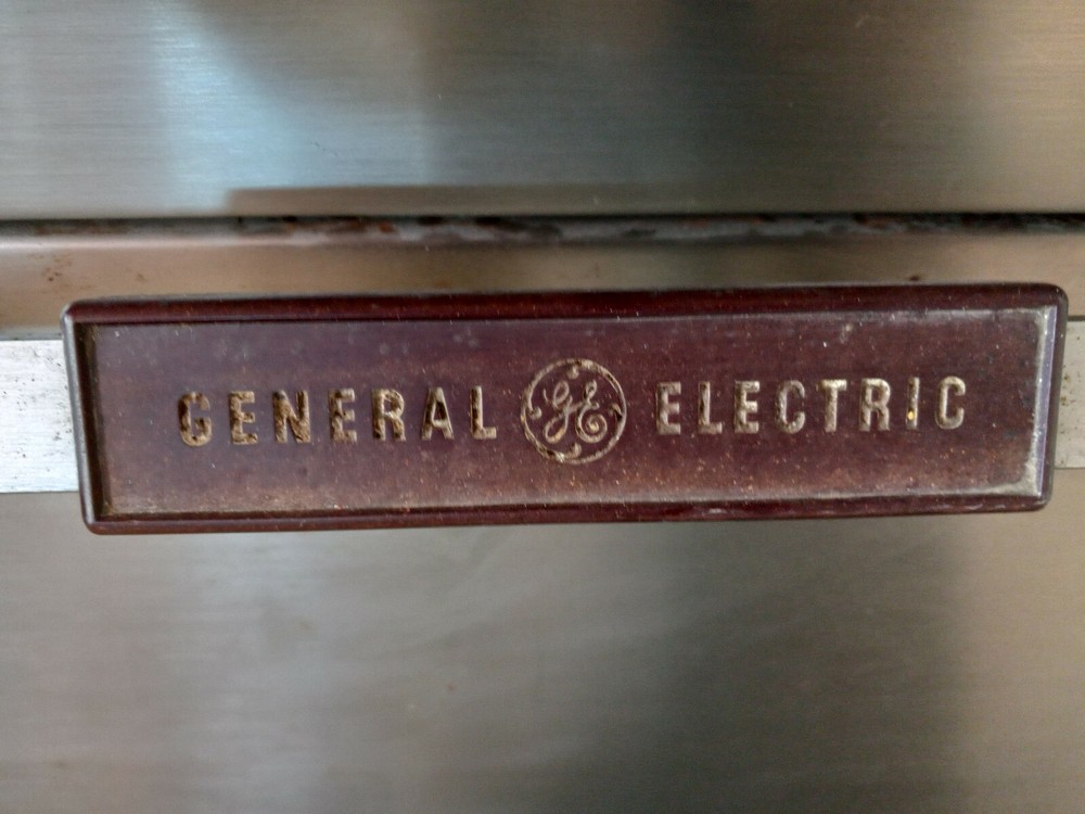 General Electric CR40 Griddle Top Range