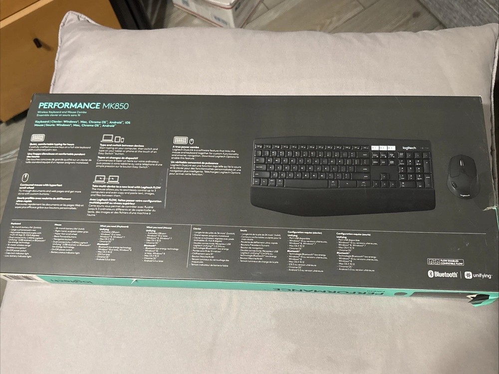 Logitech MK850 Performance Wireless Keyboard and Mouse Combo (Open Box)