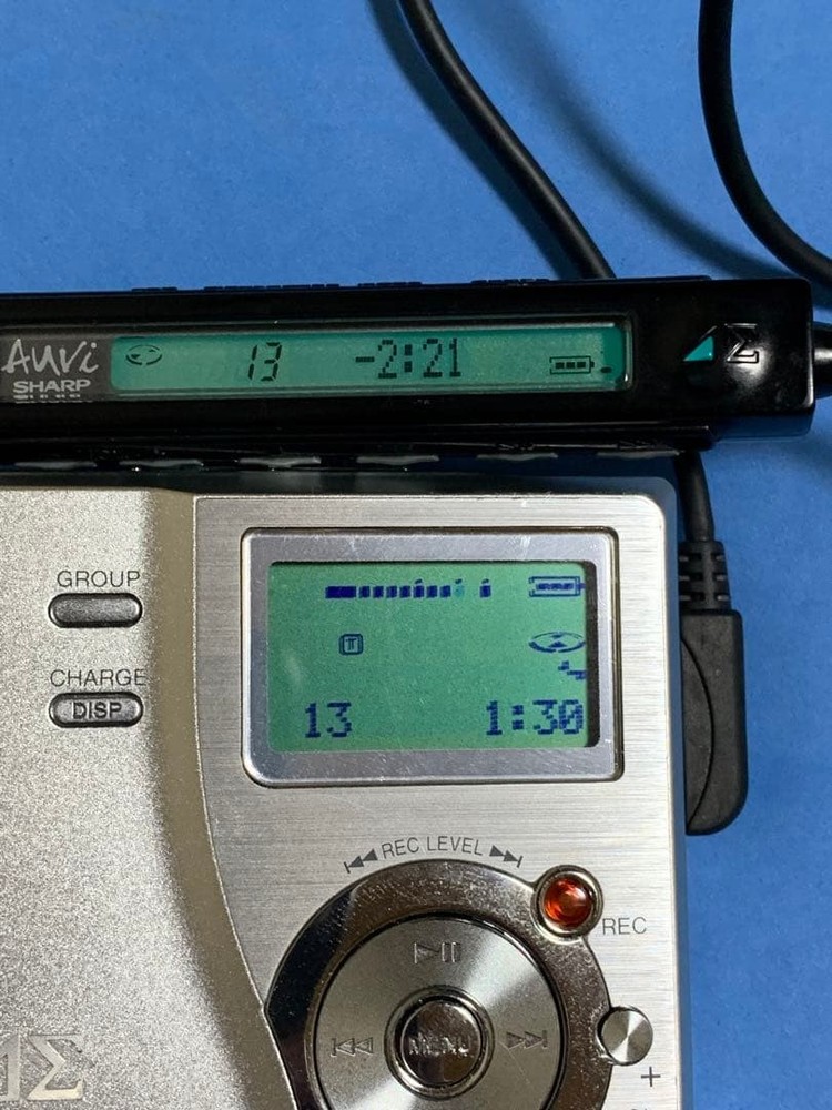 SHARP MD-DR77-S MiniDisc Player Gum battery Collector