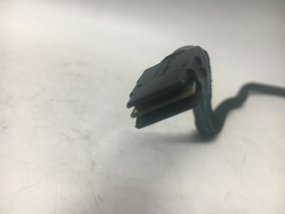 Amphenol Mini SAS RAID Cable ATD7909054EU REV AX2