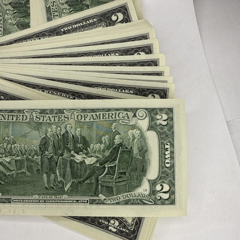 *UNCIRCULATED* RARE Crisp $2 Bill - Free Shipping