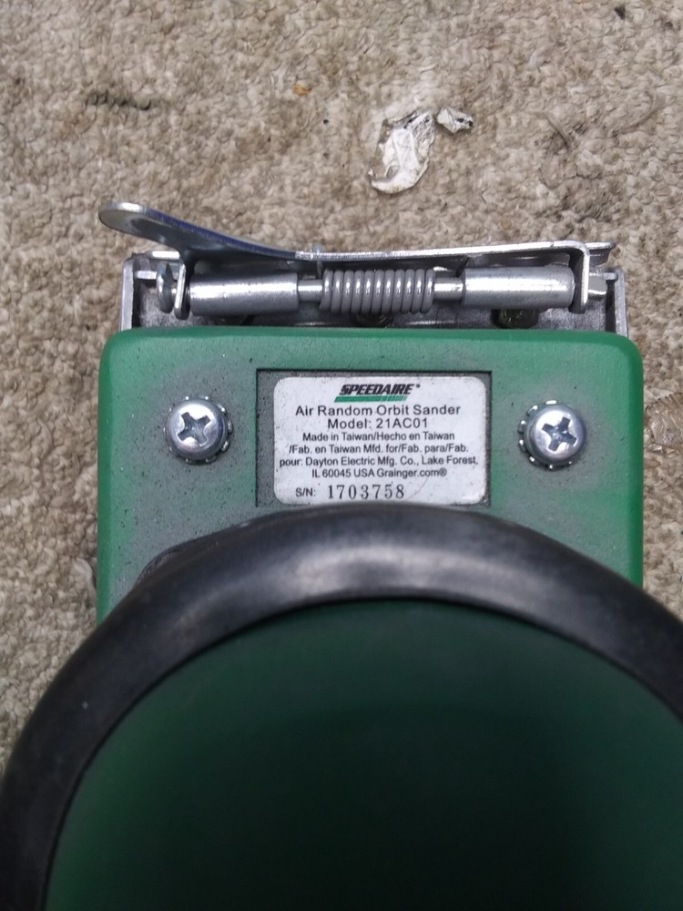 Speedaire Random Orbit Air Sander 21AC01