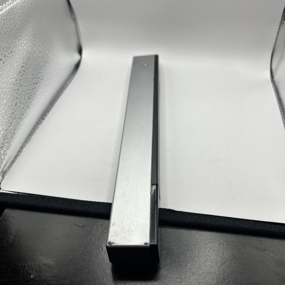 NYKO 87005-E14 Wireless Sensor Bar for Nintendo Wii Game Console