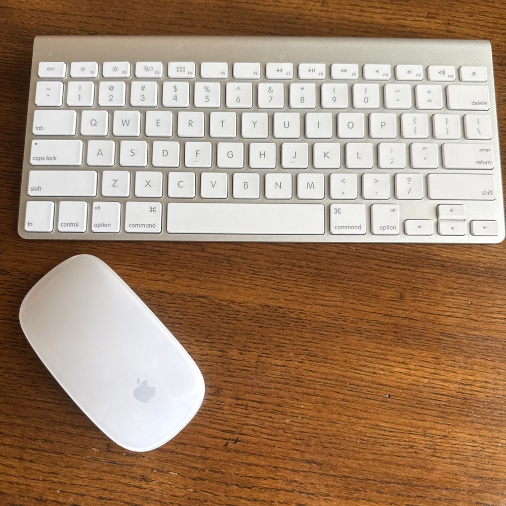 Apple Wireless Mouse And Keyboard A1296 A1315
