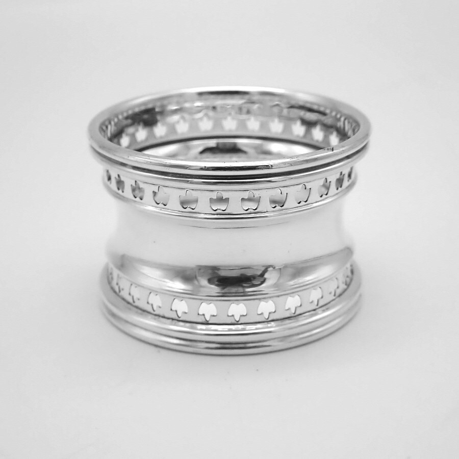 Napkin Ring Pierced Borders Gorham Sterling Silver Mono Milton