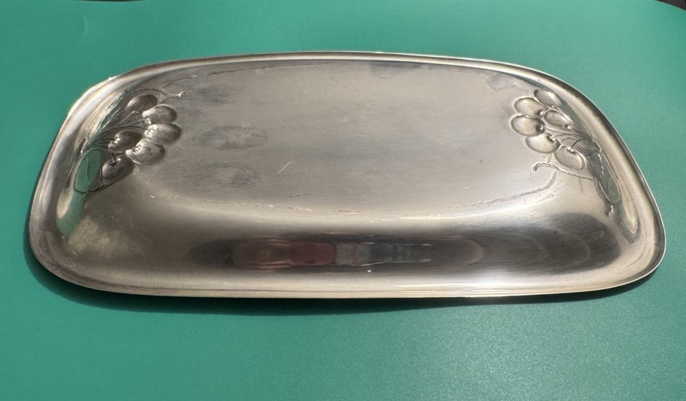 Wallace Sterling Silver Cherry Tray 413gr